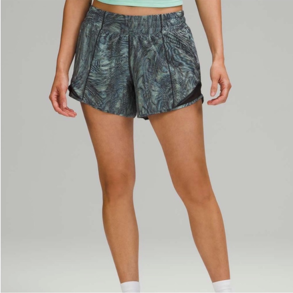 Lululemon Hotty Hot Shorts